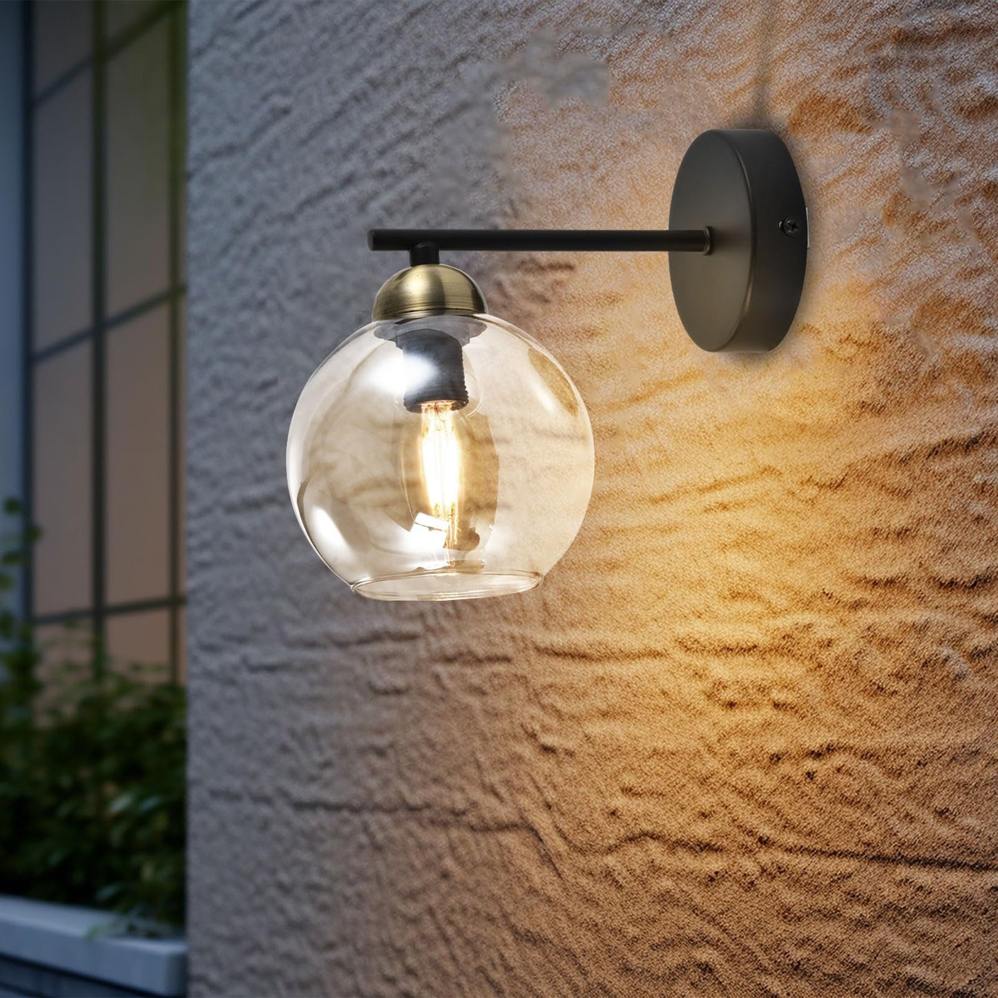 LQWELL® E14 Wall Light Spherical Glass Lampshade, Retro Indoor Wall Lamp 1-Bulb Wall Lighting Wall Spotlight for Bedroom Living Room Hotel Staircase, Matte Black Antique Green Cognac-Colored Glass Cover